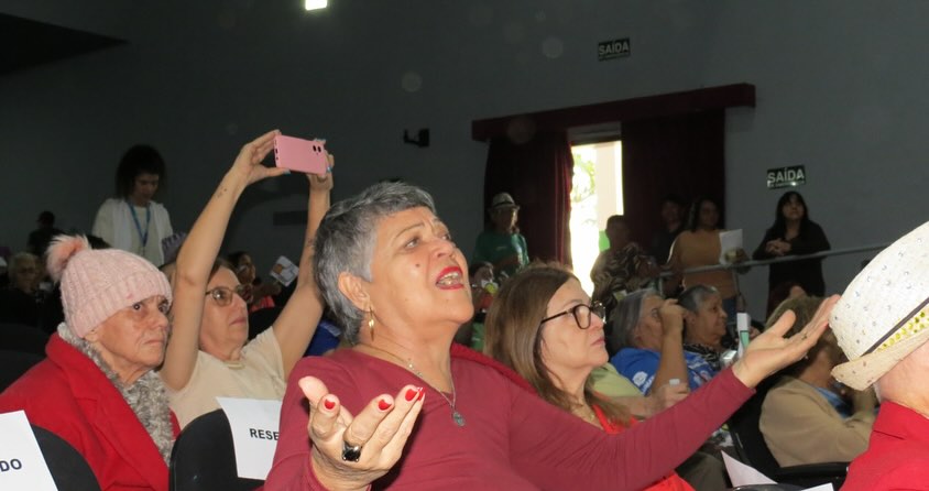 idosos fanfarra3.jpg