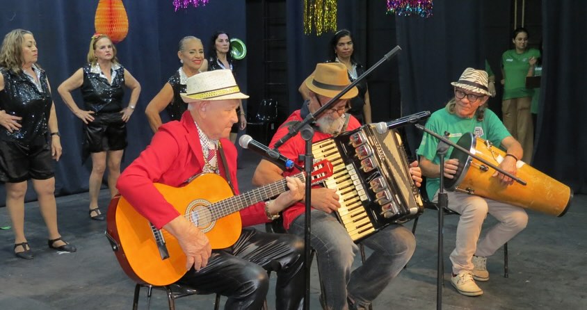 idosos fanfarra2.jpg